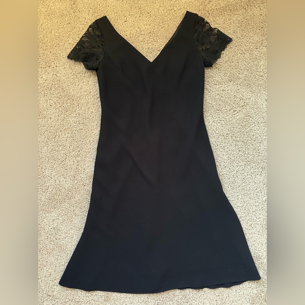 Jones New York Petite 4P Black V Neck Dress